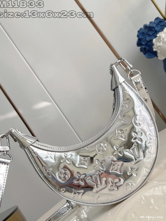 Aaa replica ru LOUIS VUITTON LOOP-23*13*6CM 0719